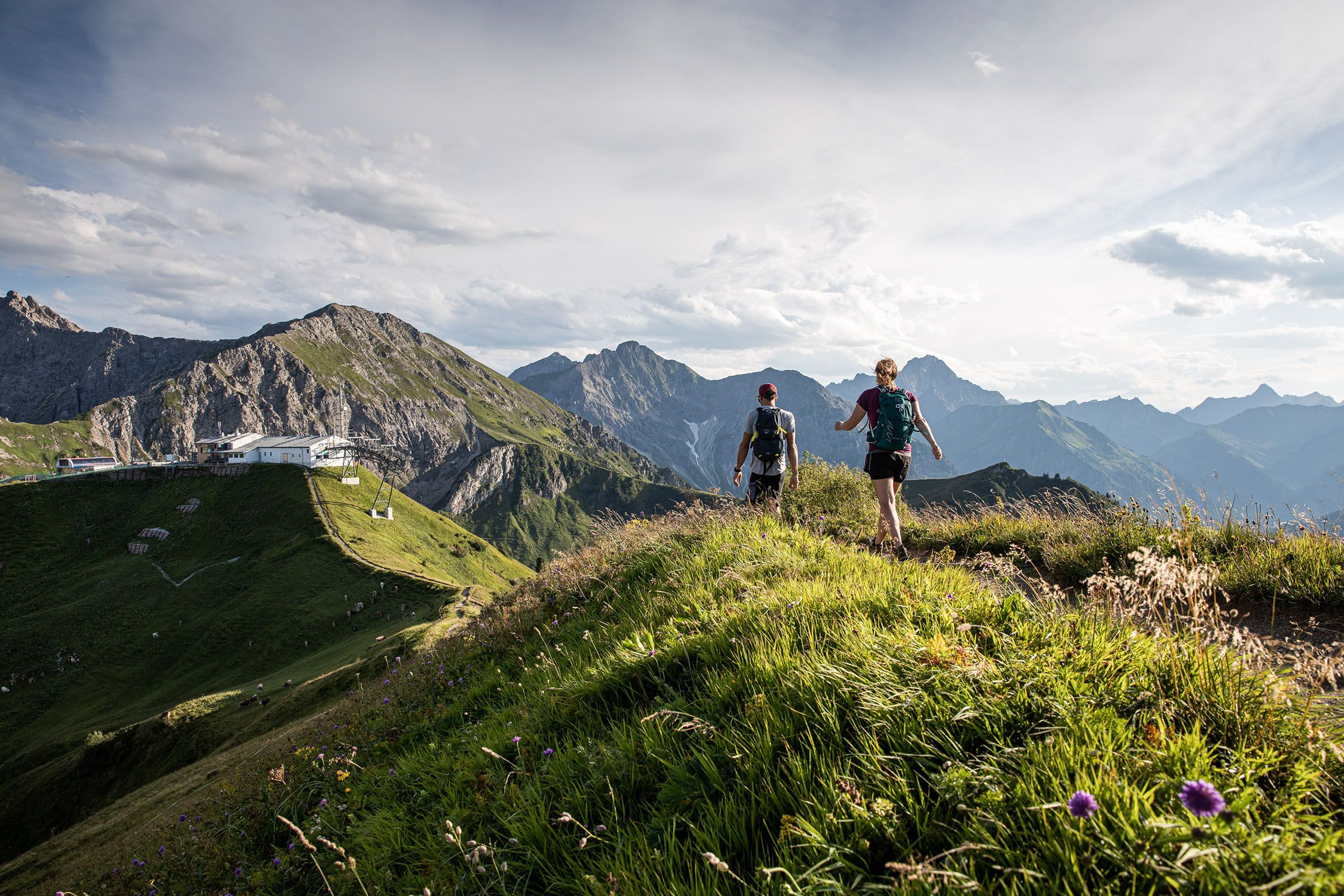 Über 150 km Wanderwege auf drei Höhenlagen bietet das Kleinwalsertal